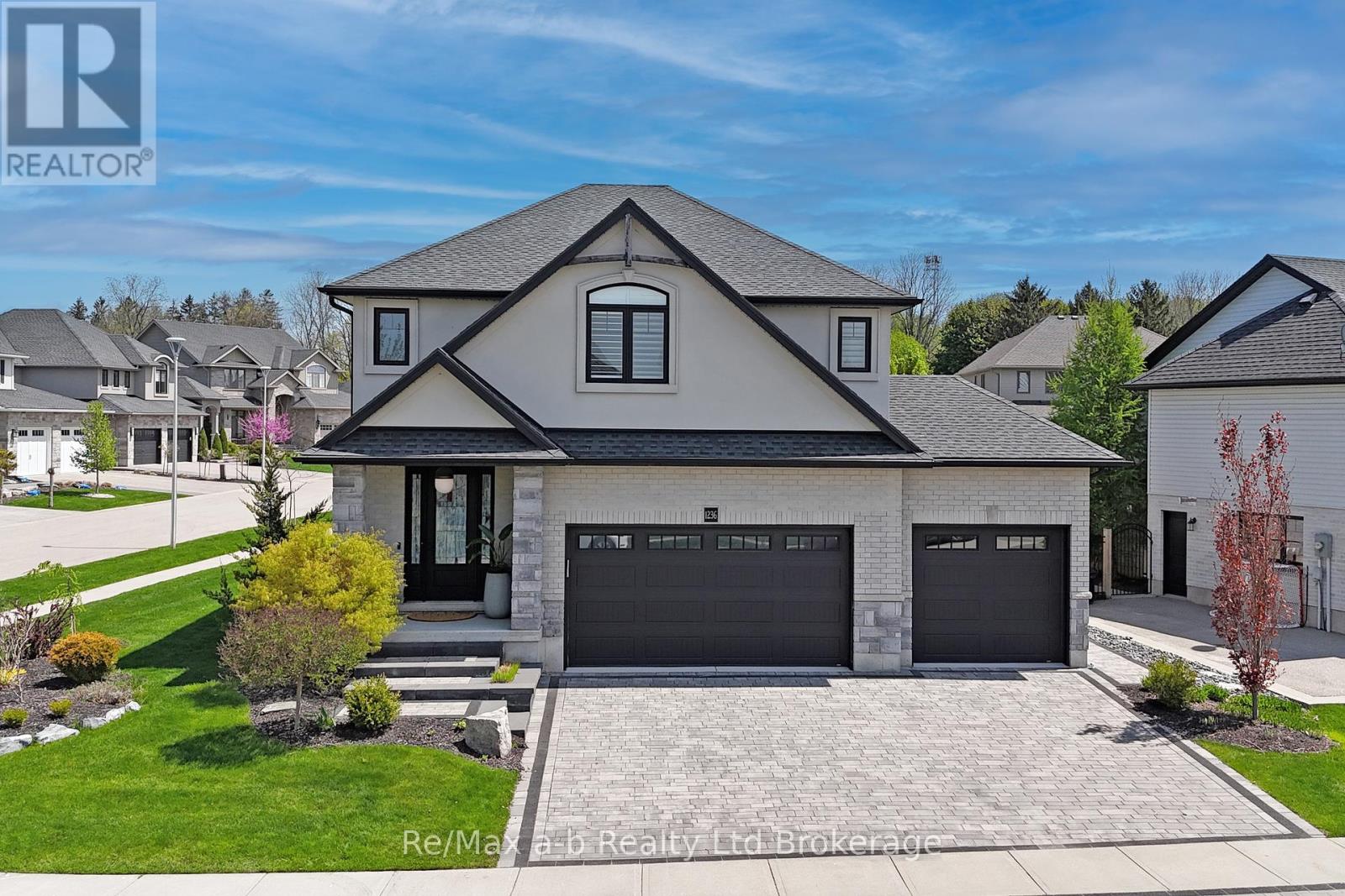 Property at 1236 ALBERNI ROAD image 1