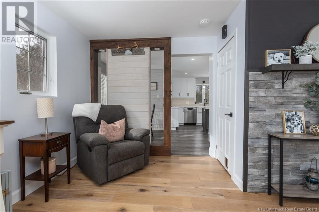 Property at 9 Marcombe Street image 3