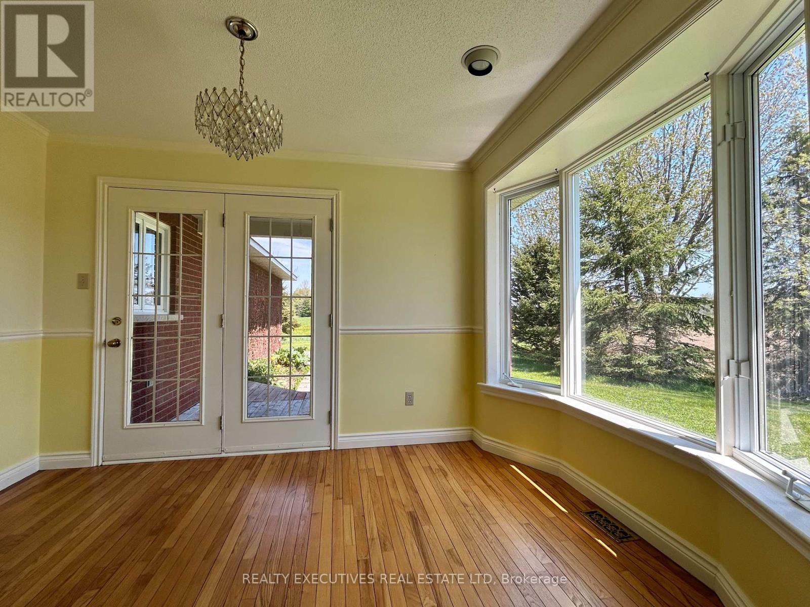 10790 Van Camp Road, North Dundas, Ontario  K0E 1S0 - Photo 37 - X12145923