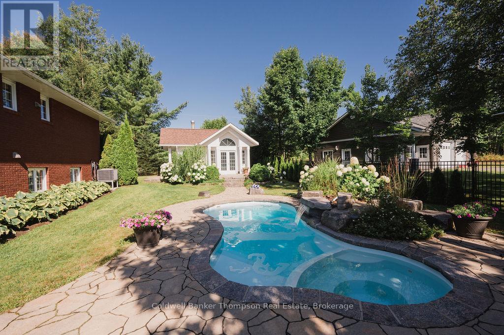83 Scarlett Road, Machar, Ontario  P0A 1X0 - Photo 41 - X12145935
