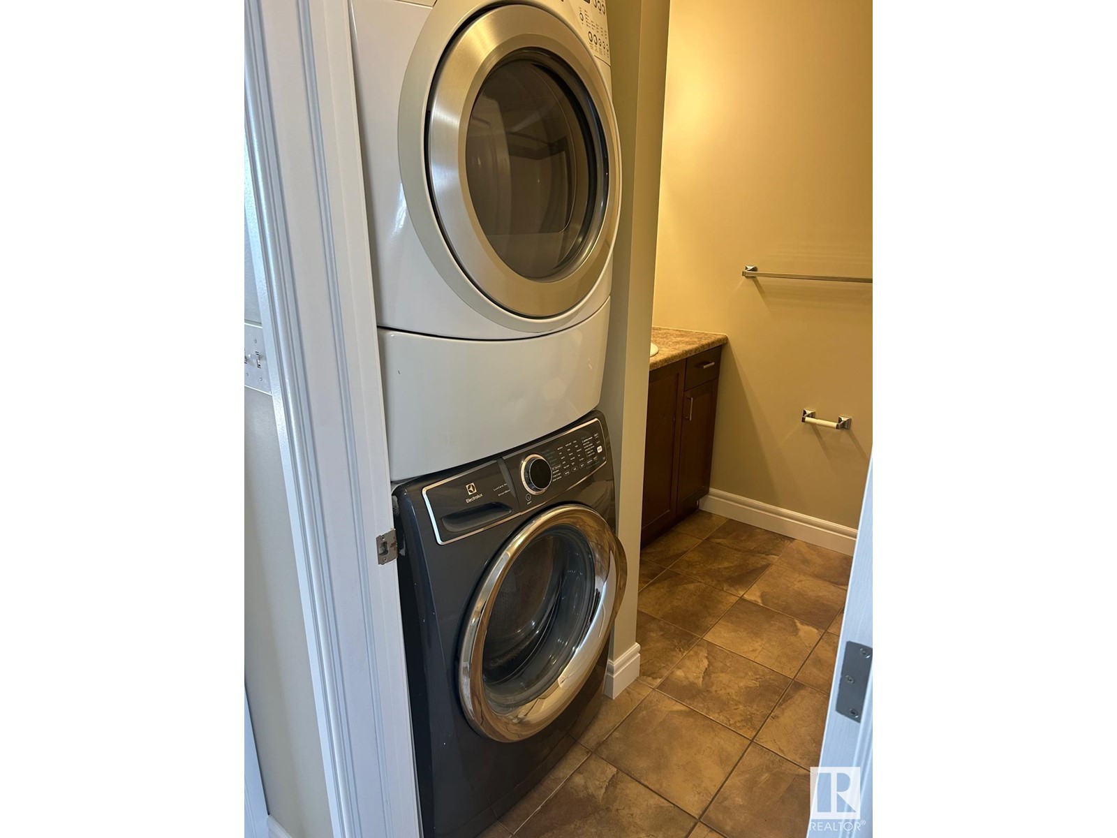 #7 15151 43 St Nw, Edmonton, Alberta  T5Y 0L3 - Photo 15 - E4409469