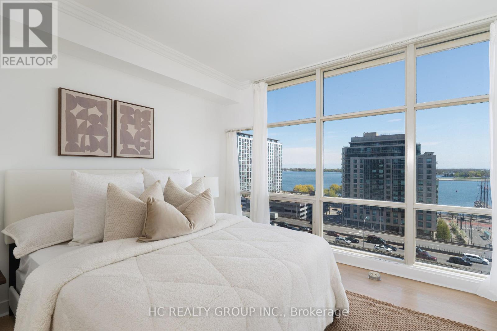1212 - 35 Mariner Terrace, Toronto, Ontario  M5V 3V9 - Photo 13 - C12145979