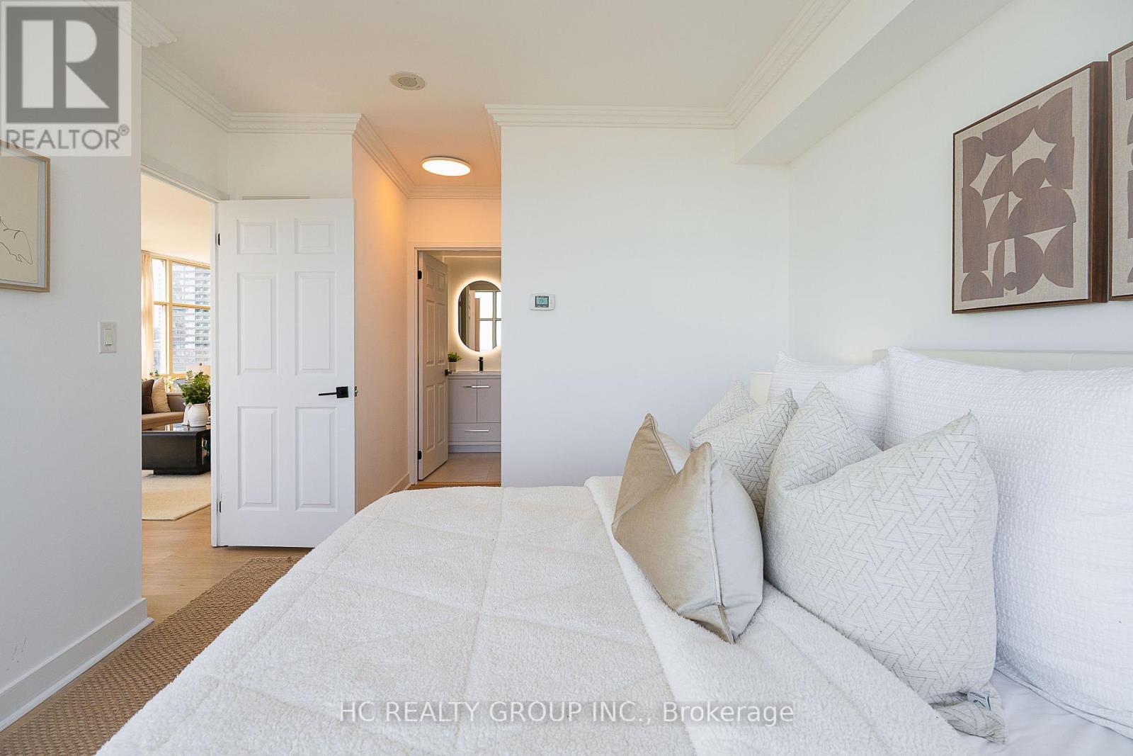 1212 - 35 Mariner Terrace, Toronto, Ontario  M5V 3V9 - Photo 15 - C12145979