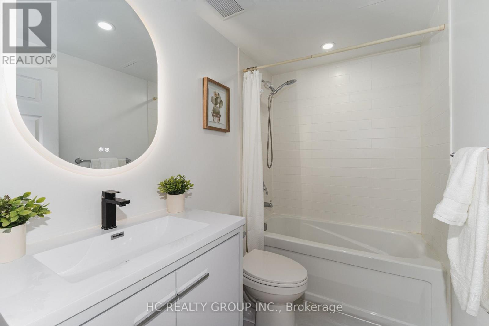 1212 - 35 Mariner Terrace, Toronto, Ontario  M5V 3V9 - Photo 20 - C12145979