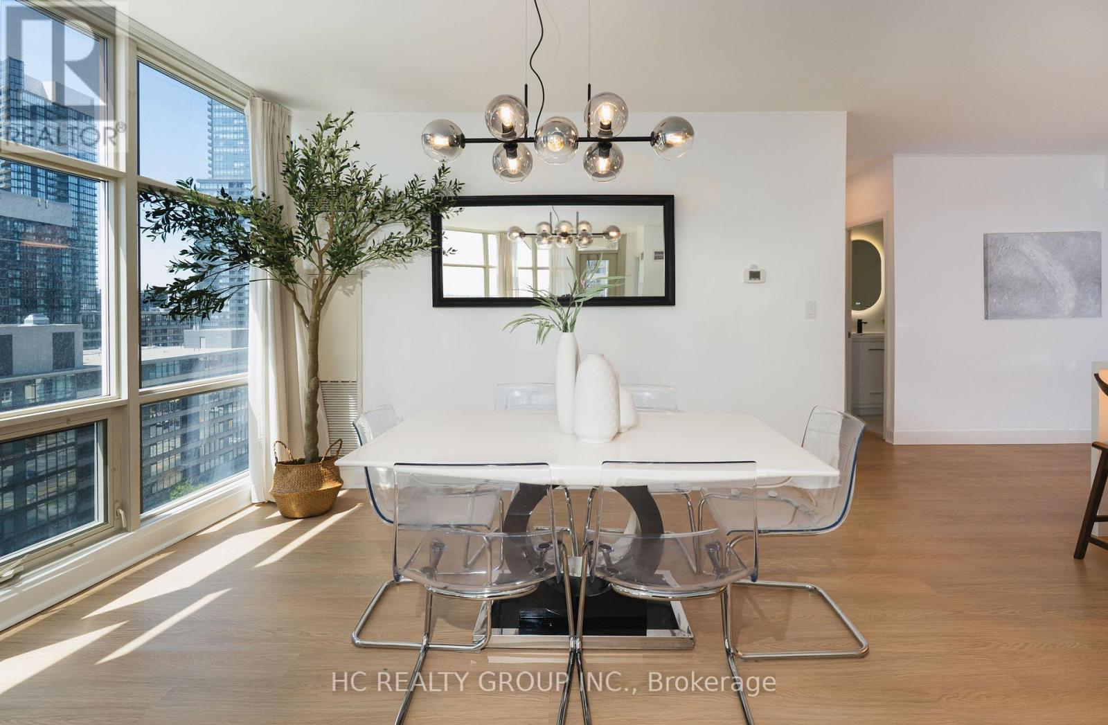 1212 - 35 Mariner Terrace, Toronto, Ontario  M5V 3V9 - Photo 9 - C12145979