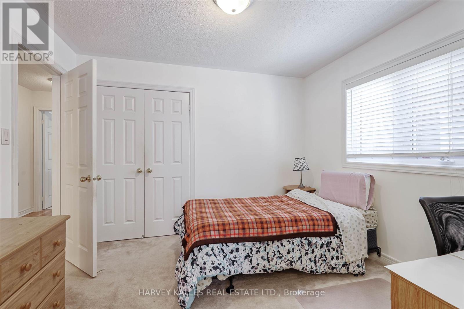 5180 Littlebend Drive, Mississauga, Ontario  L5M 8B6 - Photo 18 - W12145900