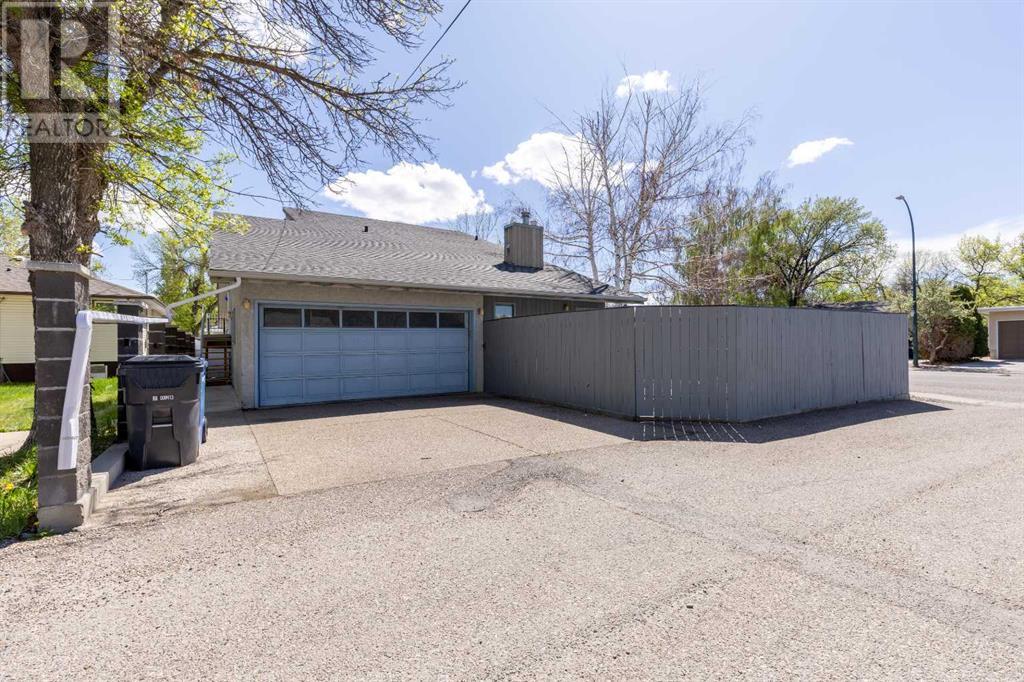 1209 13 Street S, lethbridge, Alberta