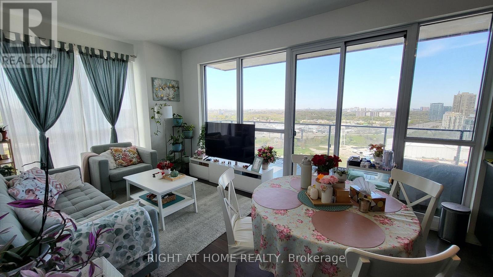 2307 - 10 PARK LAWN ROAD, Toronto, Ontario