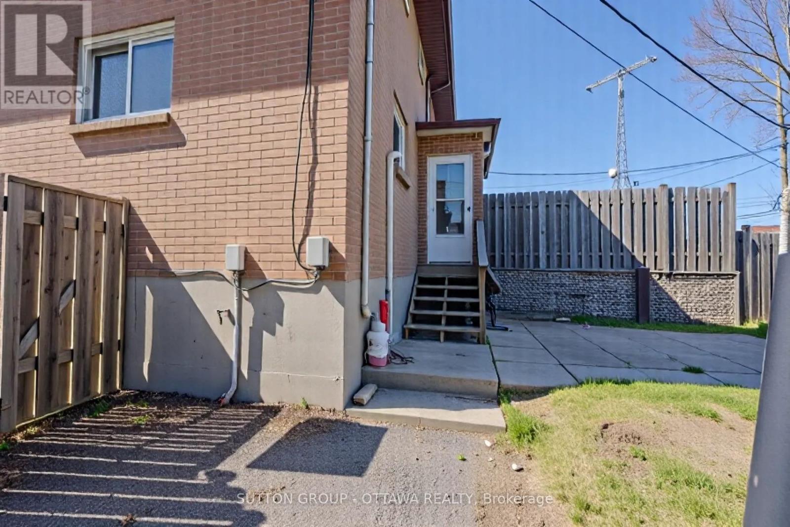 231 Perth Street, Brockville, Ontario  K6V 5E7 - Photo 34 - X12112493
