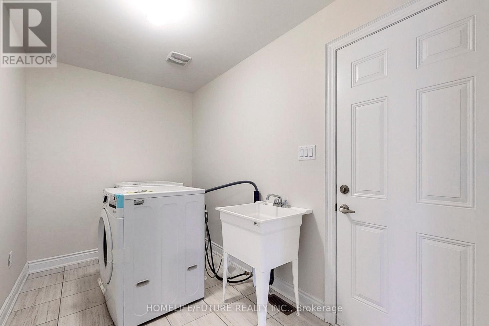 227 Heritage Street, Bradford West Gwillimbury, Ontario  L3Z 4M6 - Photo 14 - N12145942