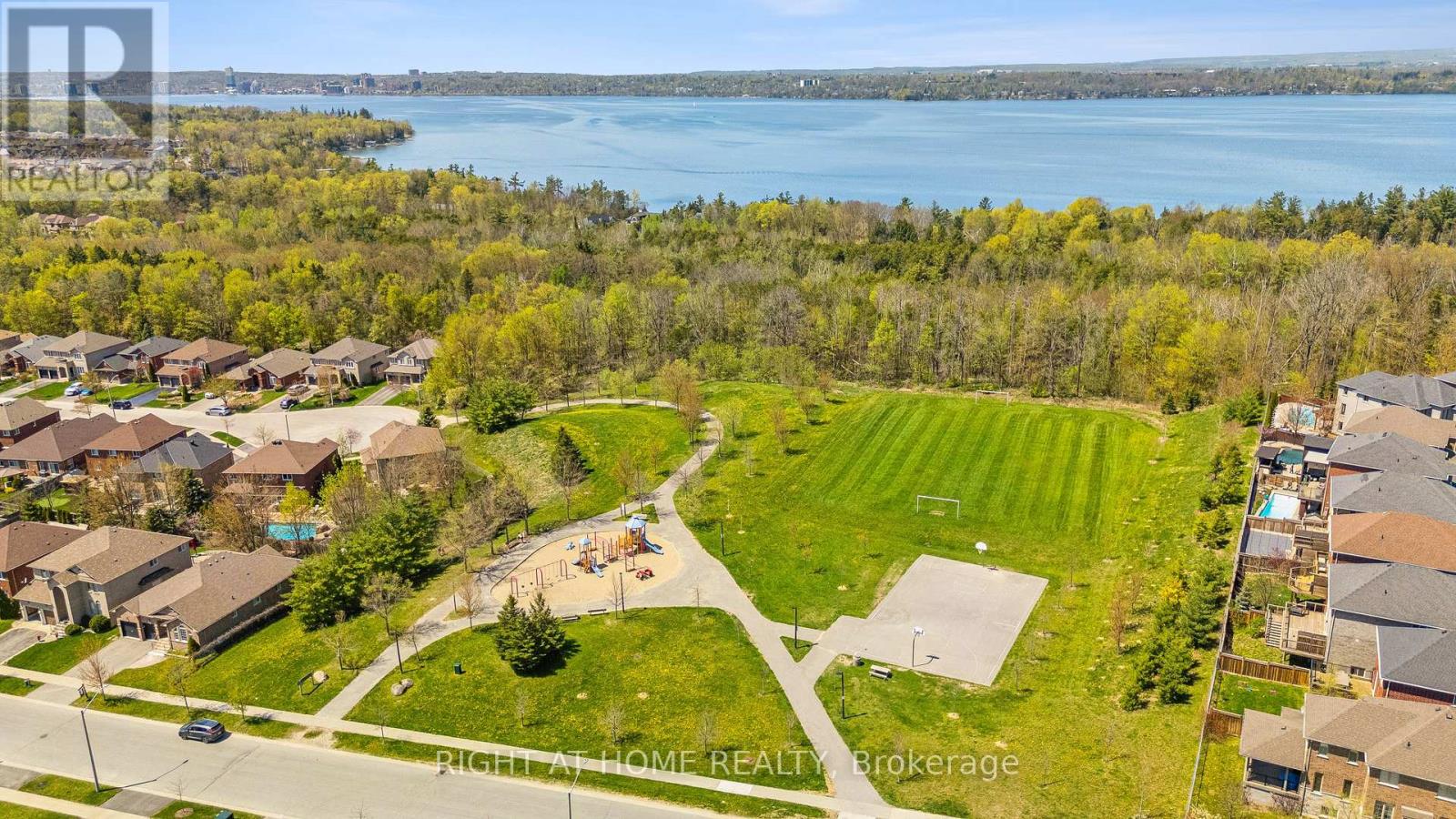 14 Prince Of Wales Drive, Barrie, Ontario  L4N 0T5 - Photo 4 - S12145949