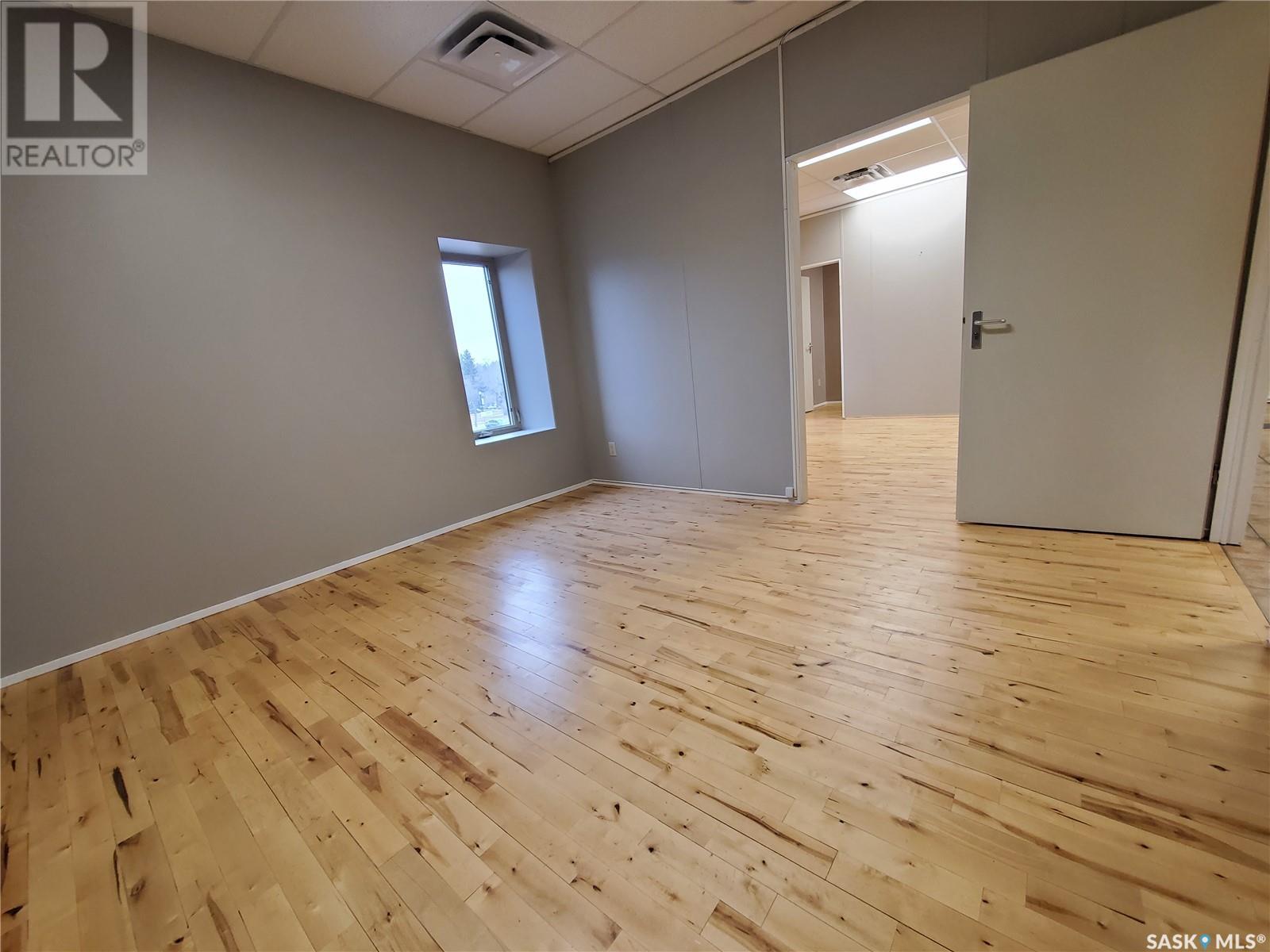 204 245 Central Avenue N, Swift Current, Saskatchewan  S9H 0L3 - Photo 20 - SK005772