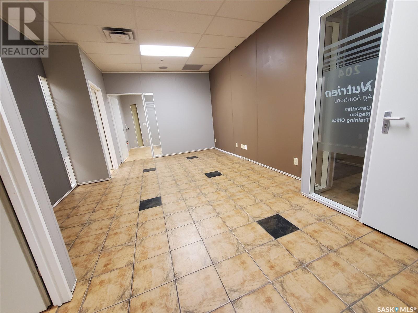 204 245 Central Avenue N, Swift Current, Saskatchewan  S9H 0L3 - Photo 21 - SK005772