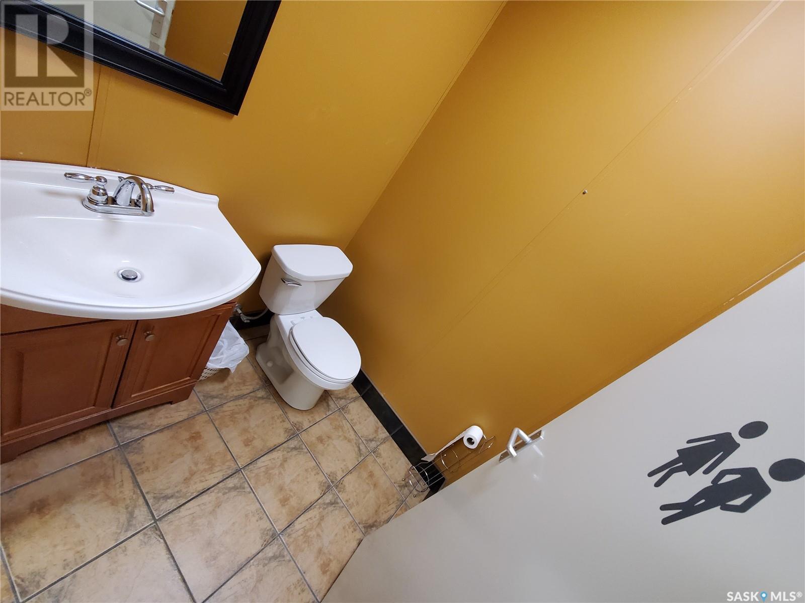 204 245 Central Avenue N, Swift Current, Saskatchewan  S9H 0L3 - Photo 22 - SK005772