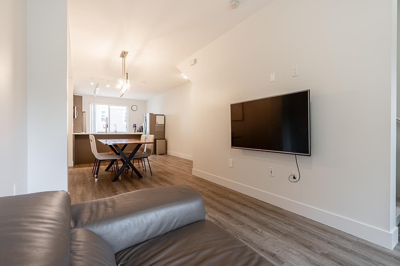 2 9718 161a Street, Surrey, British Columbia  V4N 6S7 - Photo 11 - R3002474