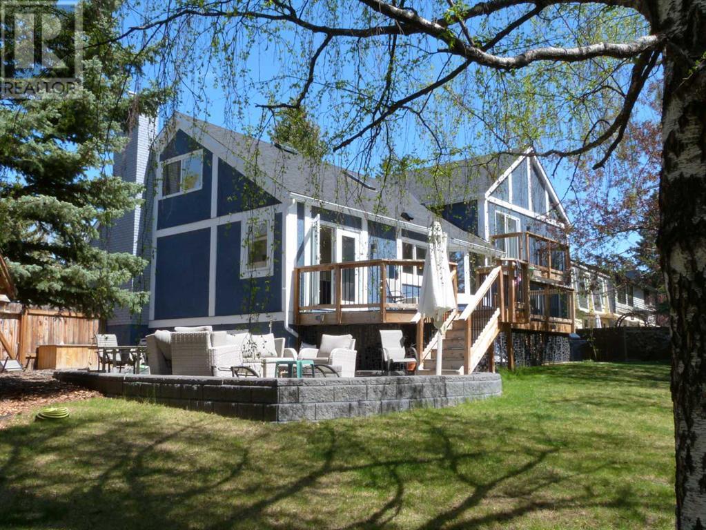 Property at 119 Pump Hill Bay SW image 1