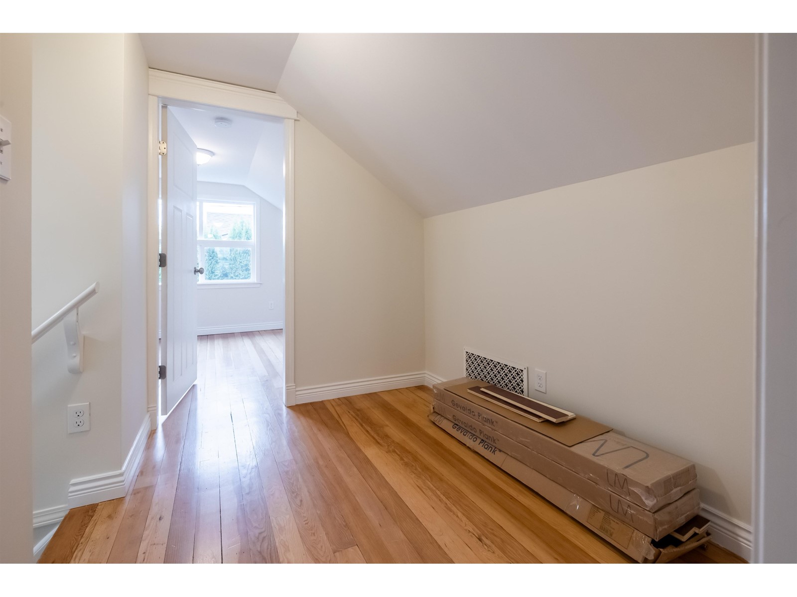 33073 5 Avenue, Mission, British Columbia  V2V 1V6 - Photo 20 - R3002028