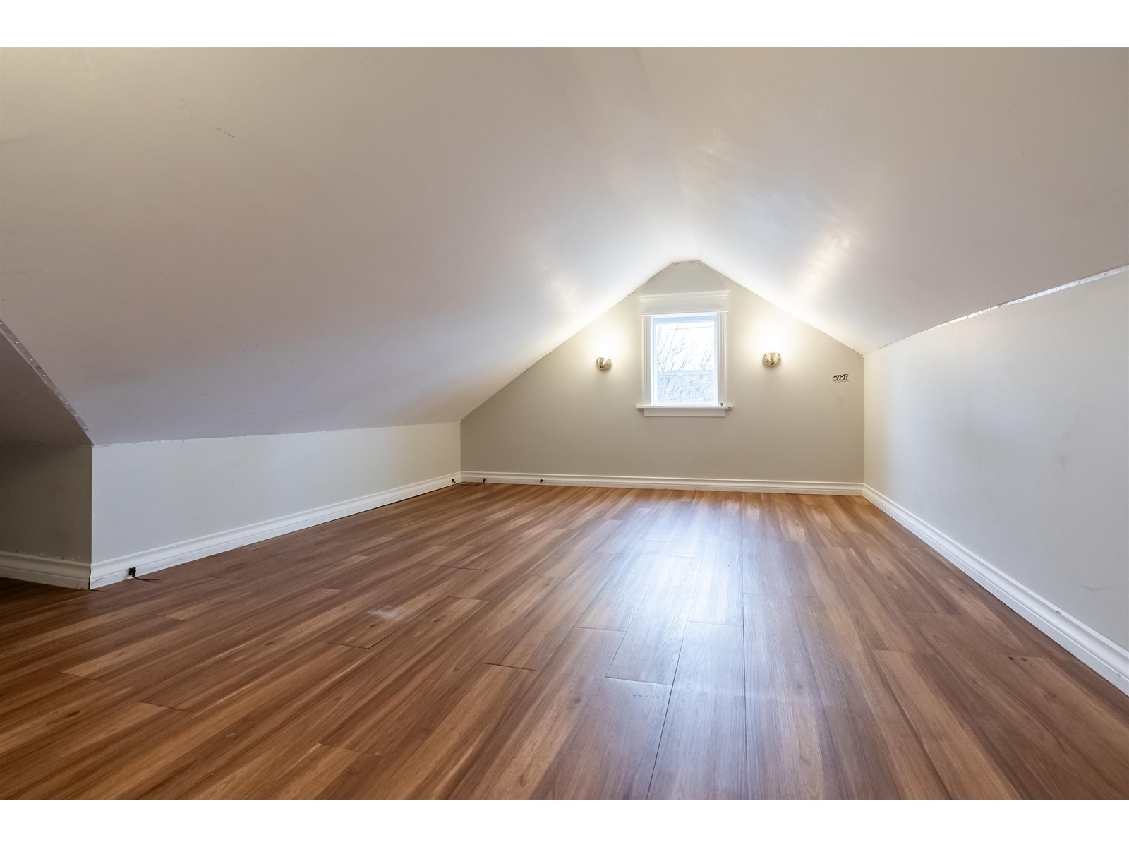 33073 5 Avenue, Mission, British Columbia  V2V 1V6 - Photo 19 - R3002028
