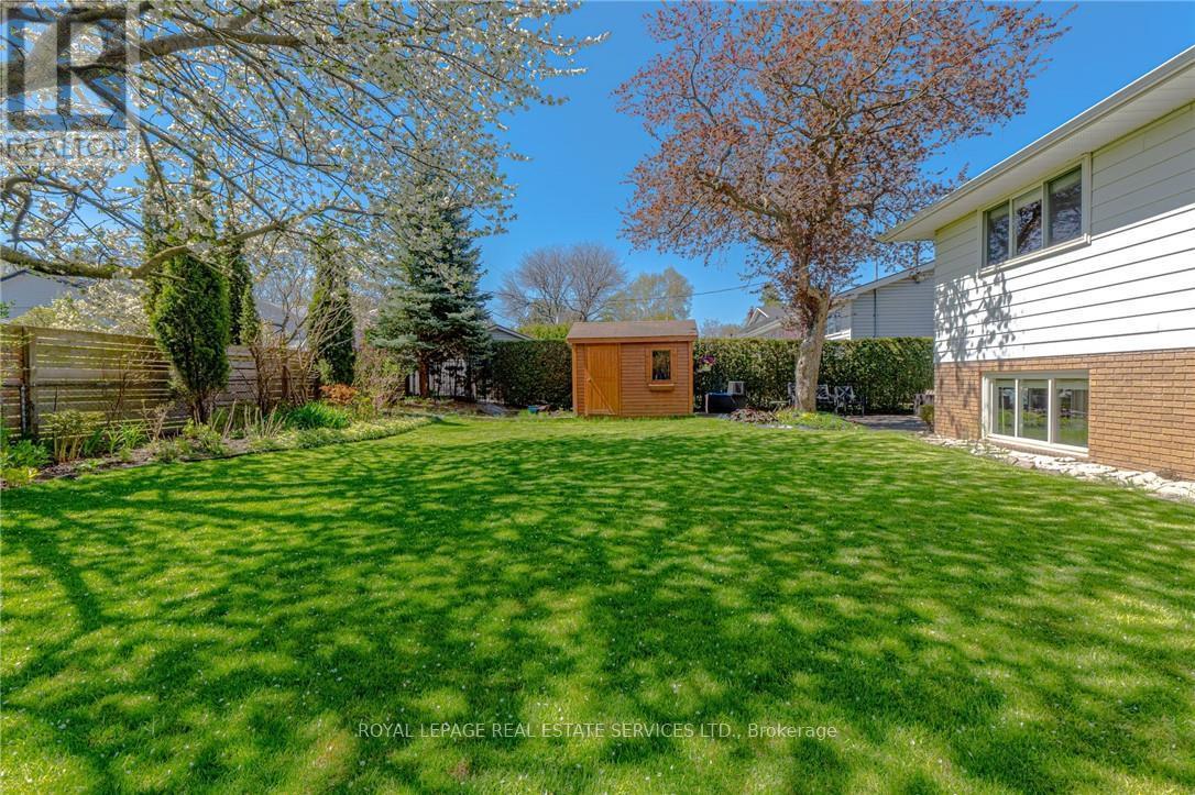 296 Glen Afton Drive, Burlington, Ontario  L7L 1H1 - Photo 36 - W12145940