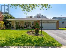 296 GLEN AFTON DRIVE, Burlington, Ontario