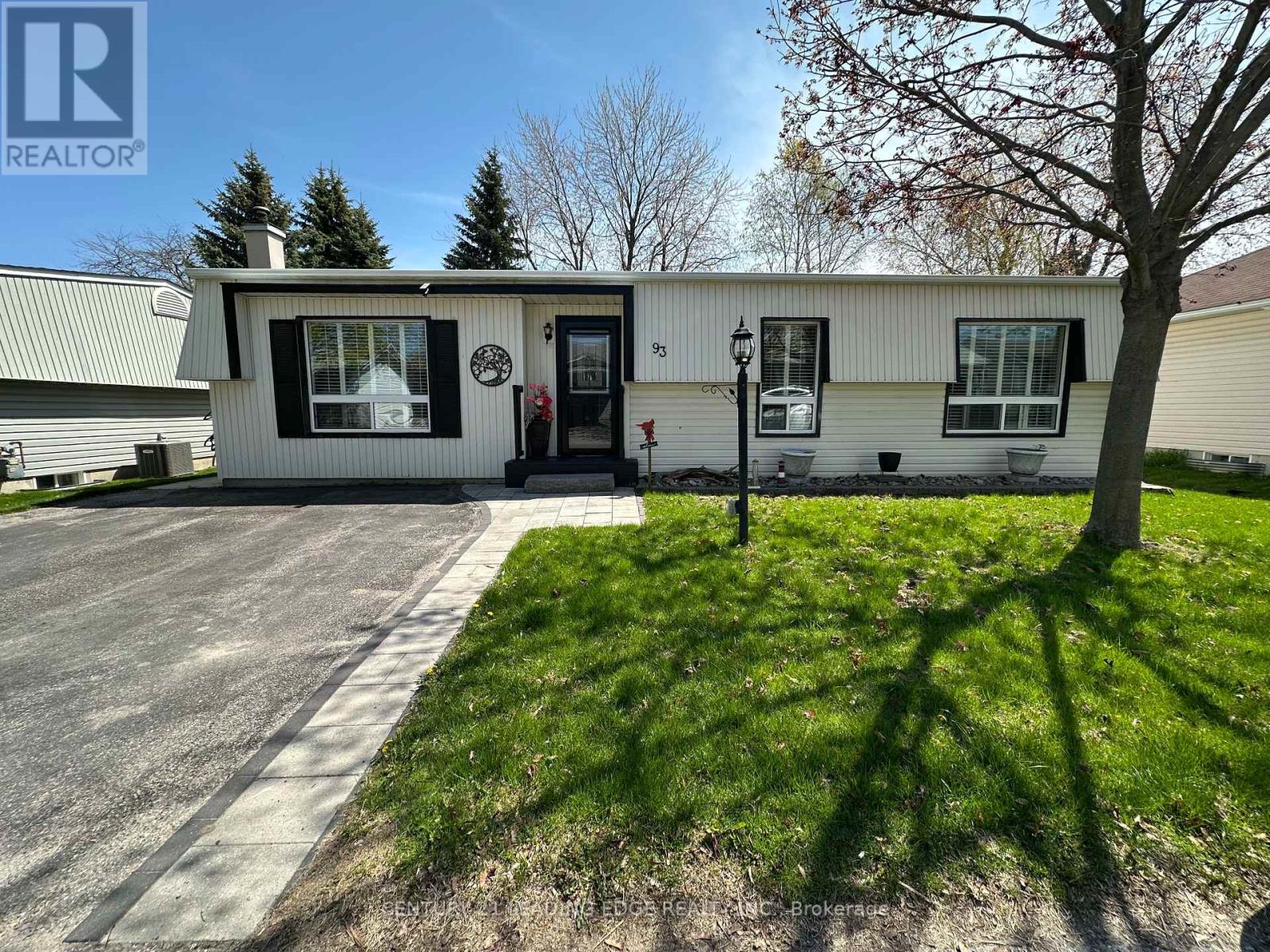 Property at 93 WILMOT TRAIL image 1