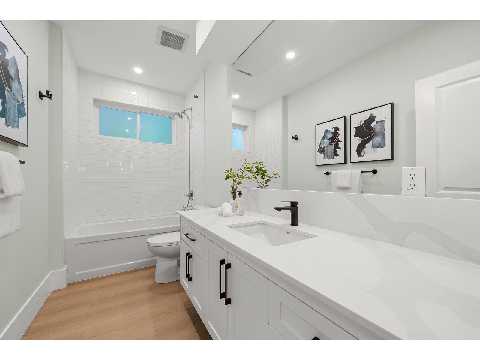 3851 201 Street, Langley, British Columbia  V3A 6H2 - Photo 11 - R3002240
