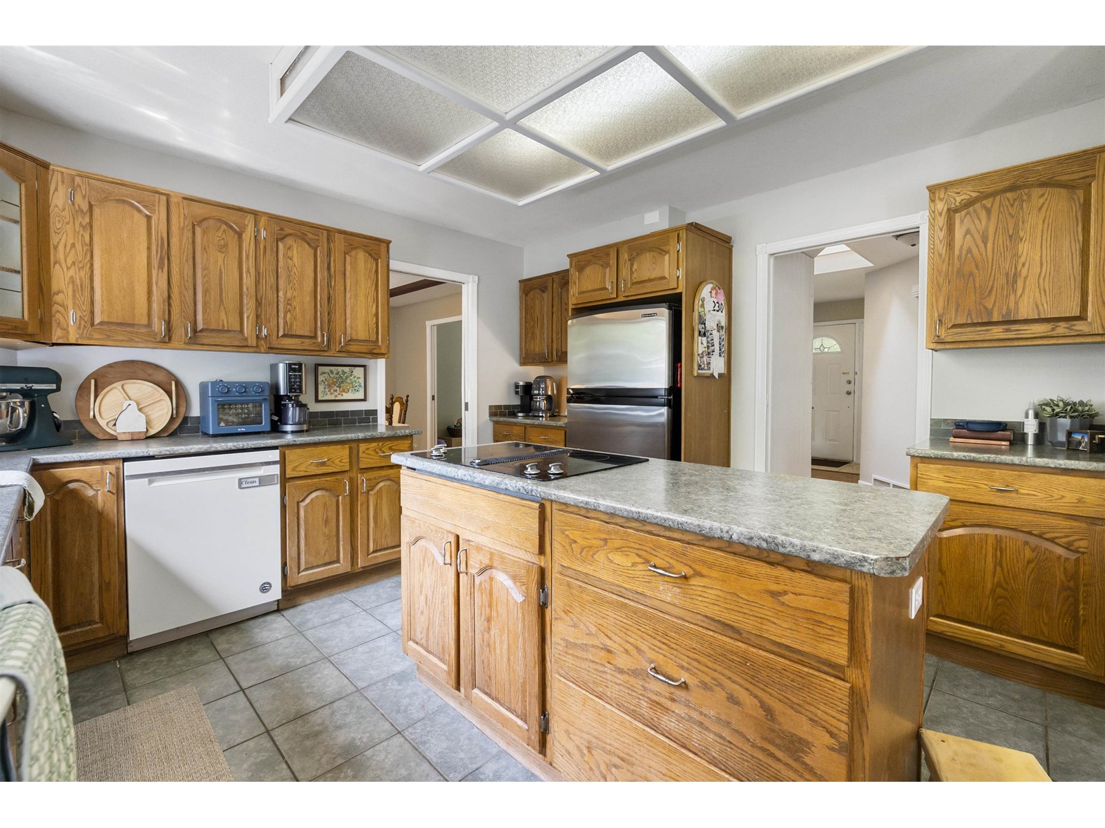 35744 Timberlane Drive, Abbotsford, British Columbia  V3G 1G3 - Photo 9 - R3001773