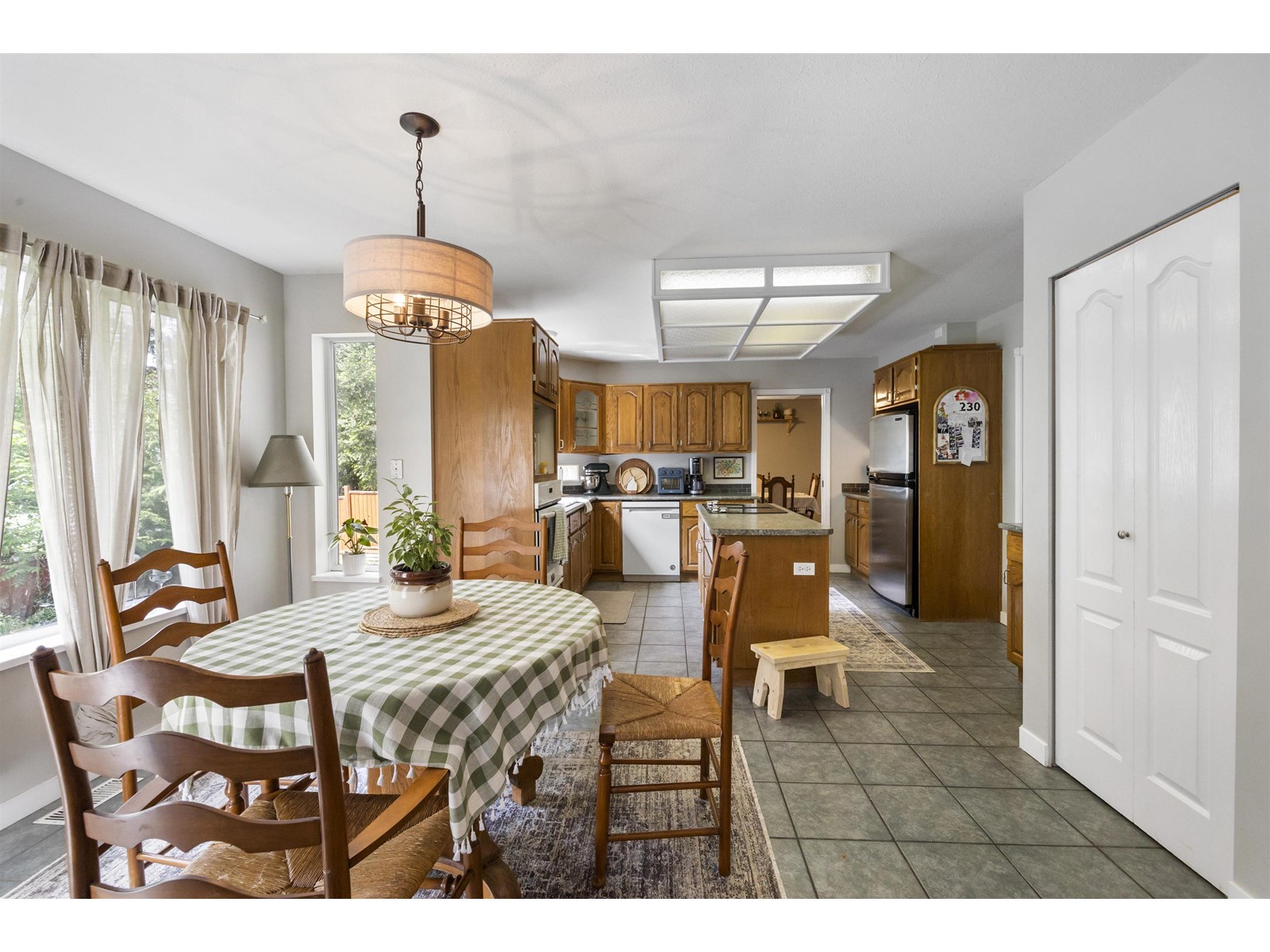 35744 Timberlane Drive, Abbotsford, British Columbia  V3G 1G3 - Photo 8 - R3001773