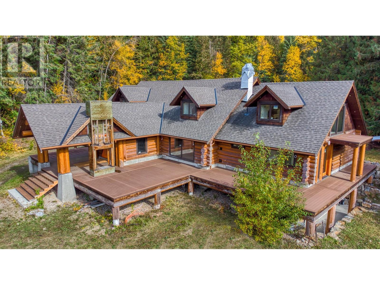8726 Forsberg Road, Vernon, British Columbia  V1B 3M6 - Photo 3 - 10344807