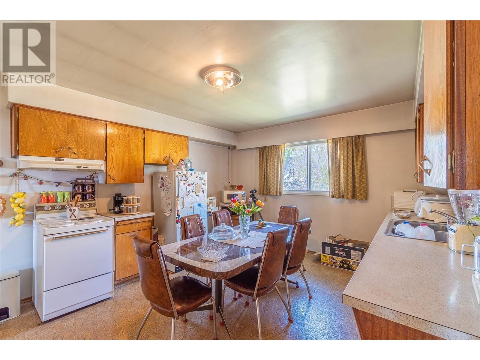 Property at 1449 Ord Road image 4