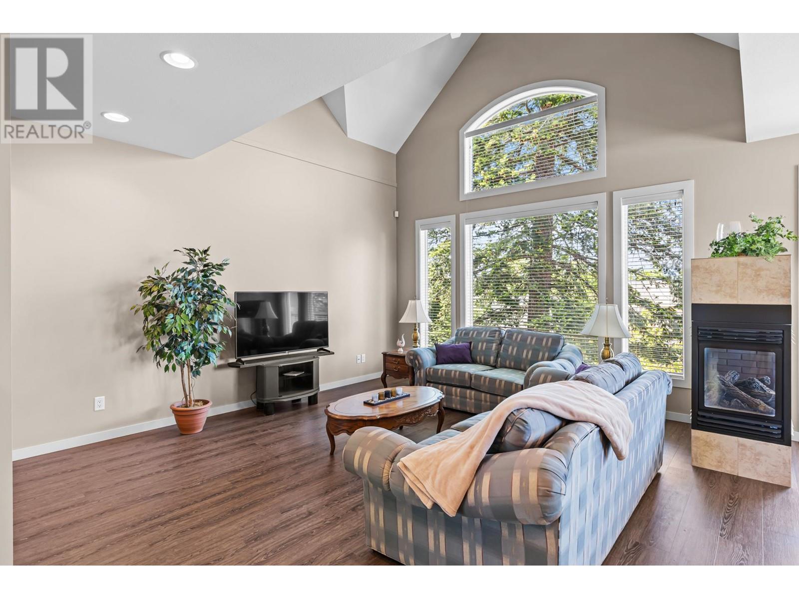 4908 Warbler Court, Kelowna, British Columbia  V1W 5A1 - Photo 14 - 10347519