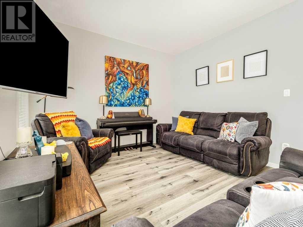 409 Moonlight Way W, Lethbridge, Alberta  T1J 5M8 - Photo 16 - A2206223
