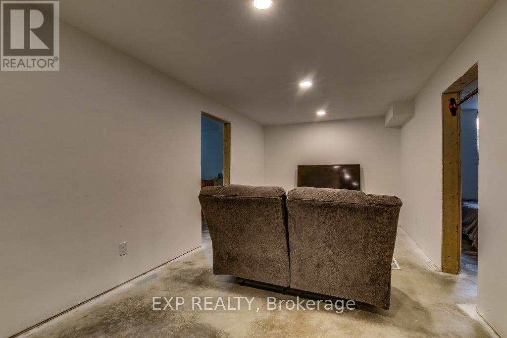 16 Pintail Lane, Norfolk, Ontario  N0E 1M0 - Photo 23 - X12145987