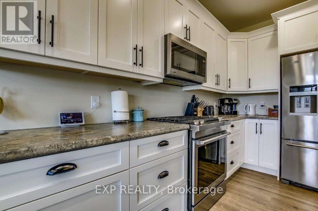 16 Pintail Lane, Norfolk, Ontario  N0E 1M0 - Photo 9 - X12145987