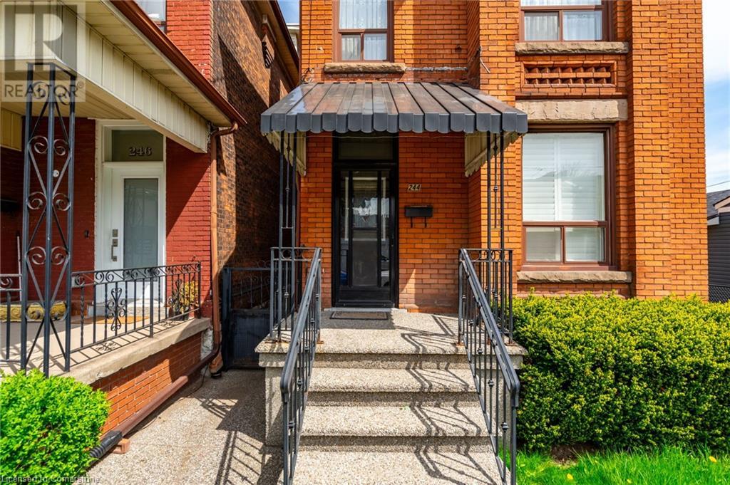 244 Hughson Street N, Hamilton, Ontario  L8L 4M3 - Photo 4 - 40728430