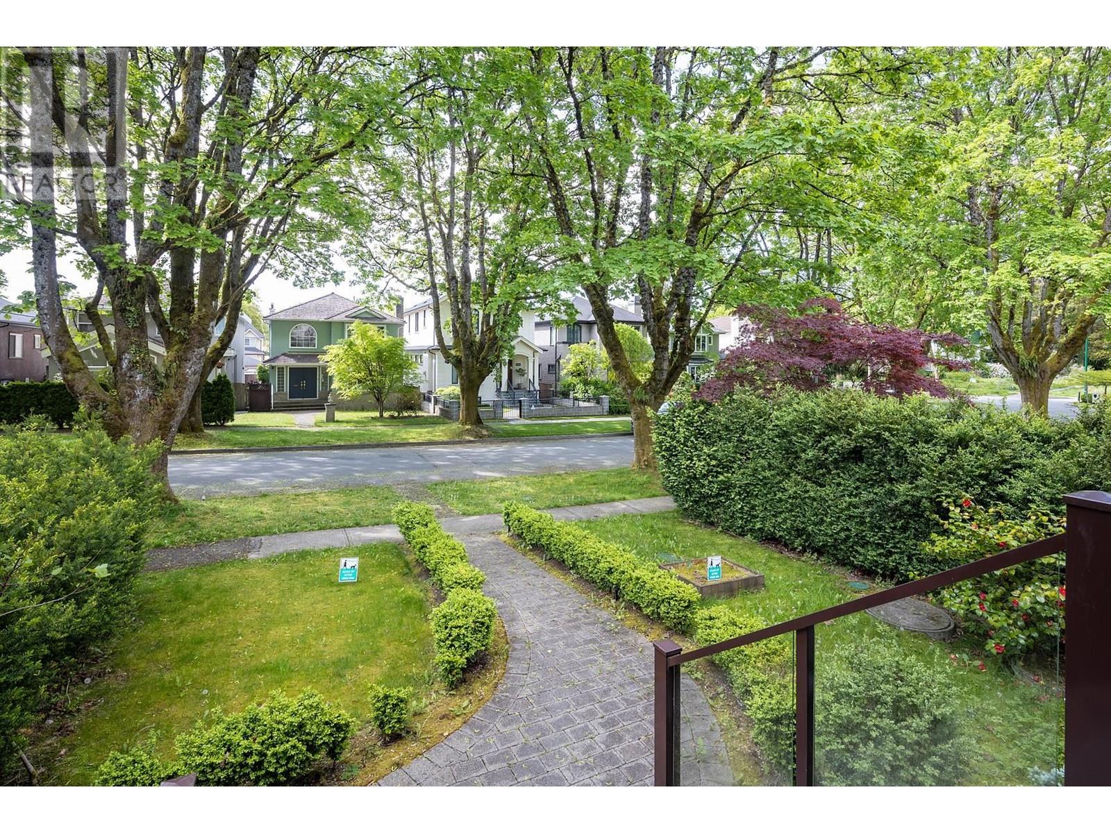 Property at 3149 W 28TH AVENUE image 2