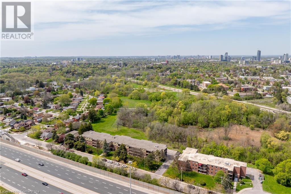 Property at 30 AVALON Place Unit# 307 image 3