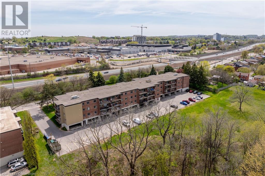 Property at 30 AVALON Place Unit# 307 image 5