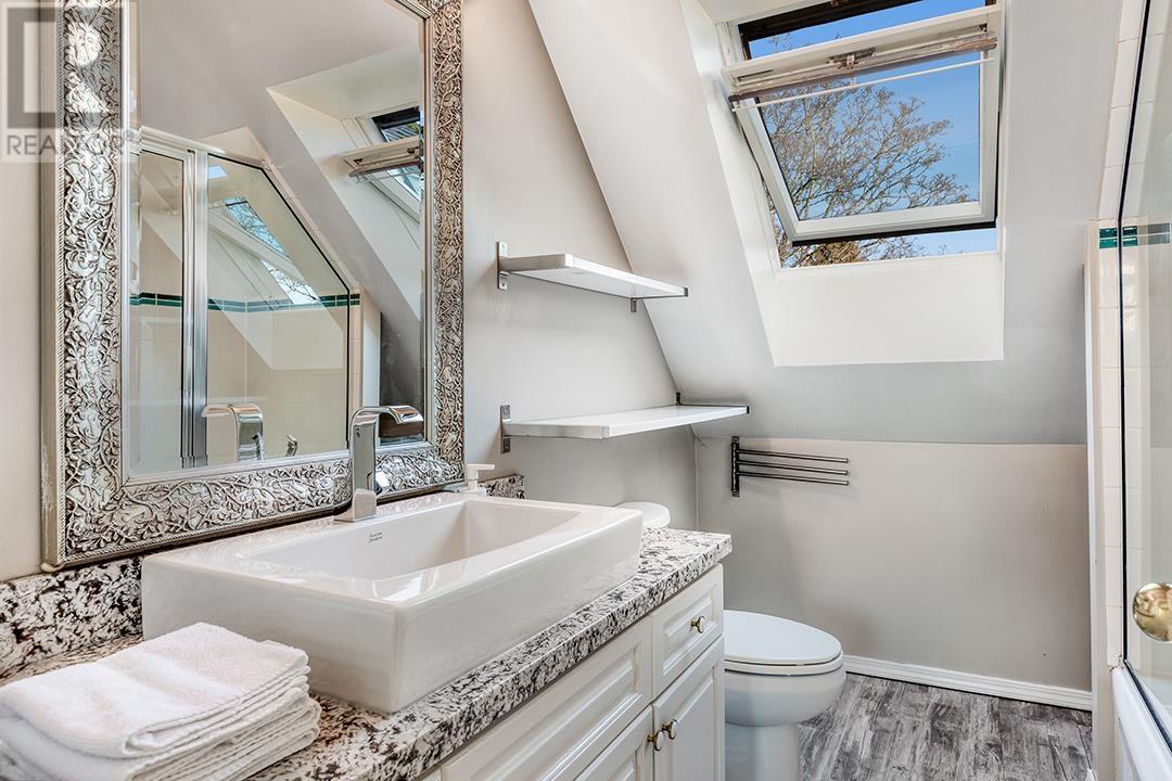 2814 W 3rd Avenue, Vancouver, British Columbia  V6K 1M7 - Photo 8 - C8069166