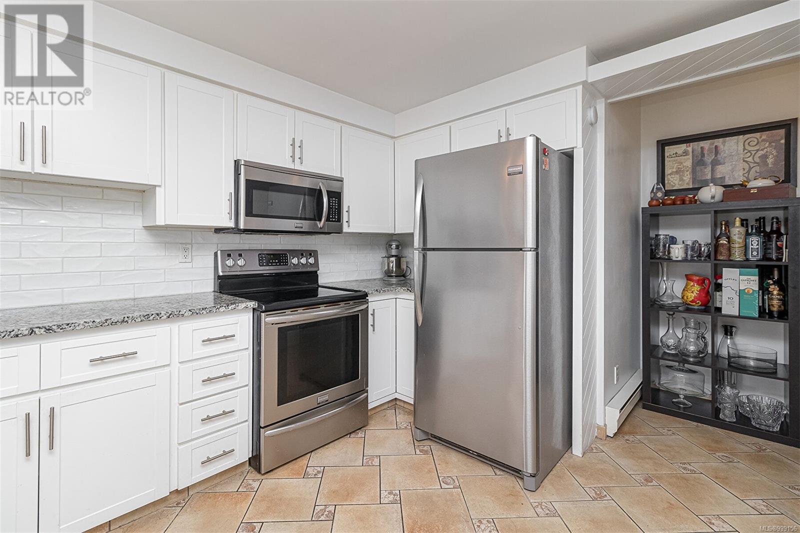 Property at 1937 Kaltasin Rd image 3