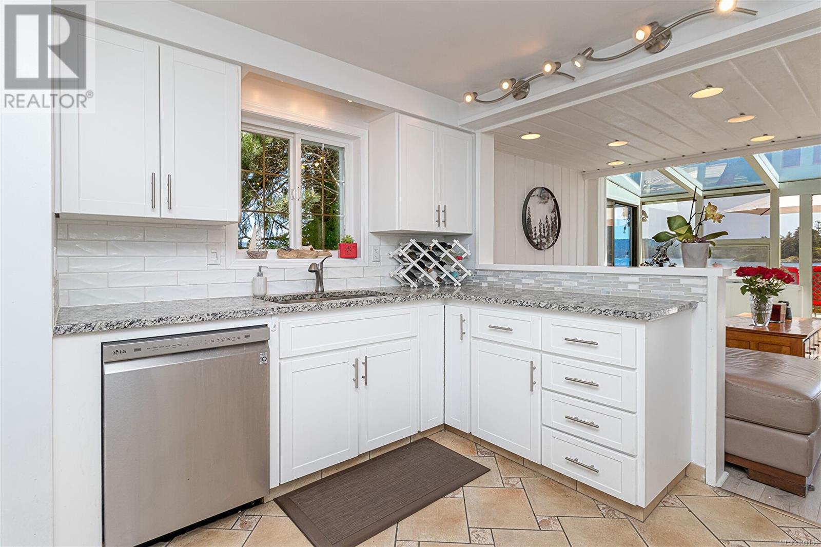 Property at 1937 Kaltasin Rd image 4
