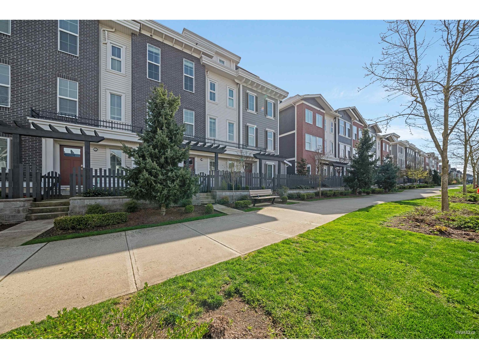 Property at 59 8371 202B STREET image 2