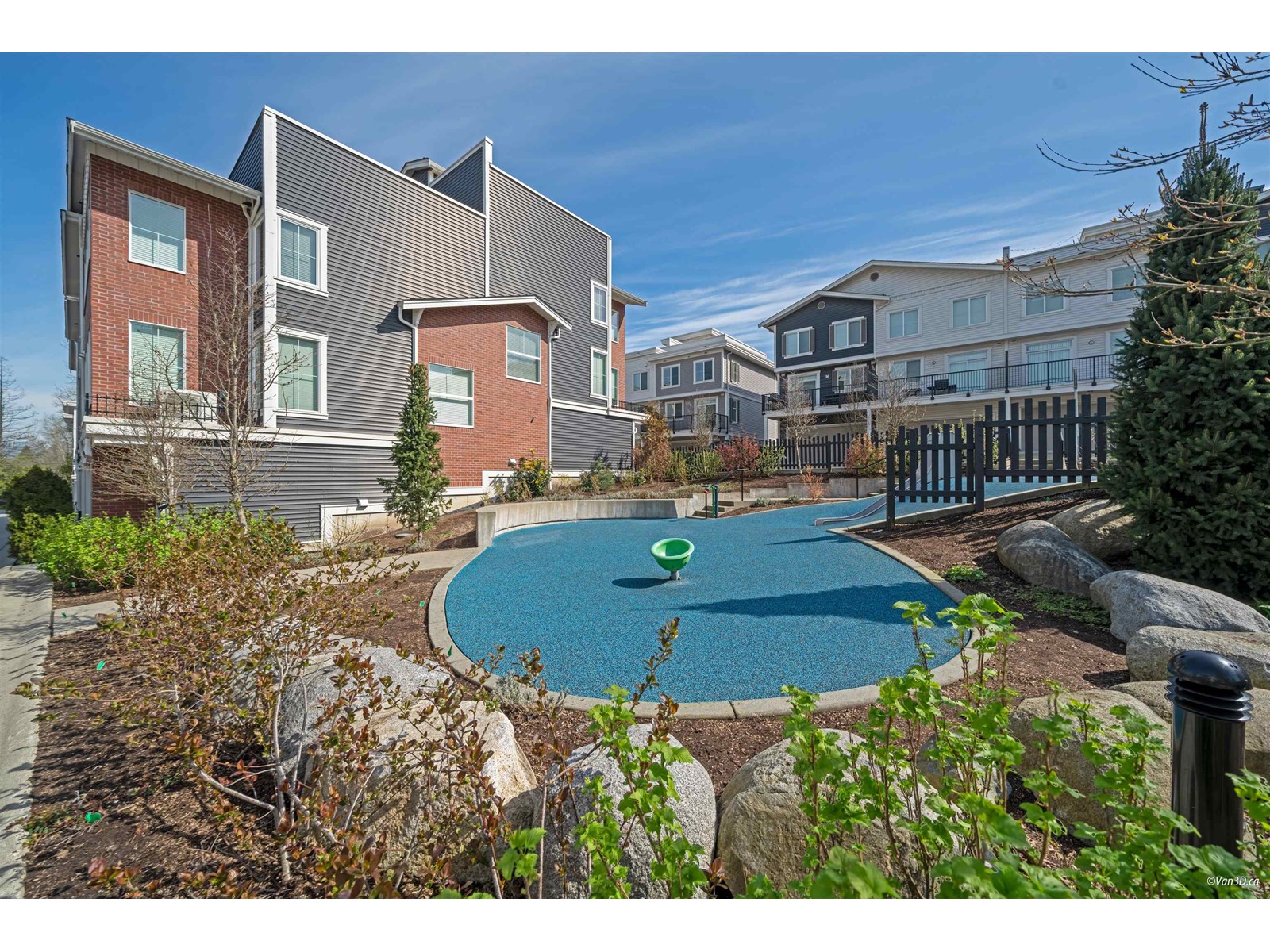 Property at 59 8371 202B STREET image 4