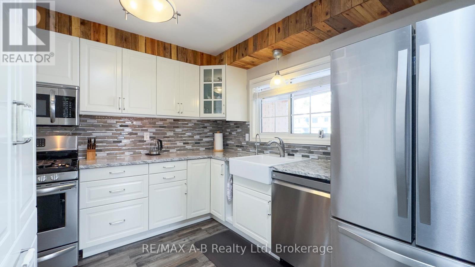 101 Middleton Street, Zorra, Ontario  N0M 2M0 - Photo 4 - X11949401