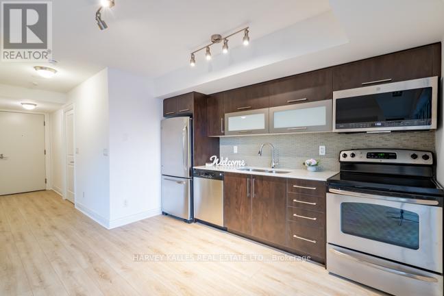 403 - 28 Ted Rogers Way, Toronto, Ontario  M4Y 2J4 - Photo 6 - C12146037