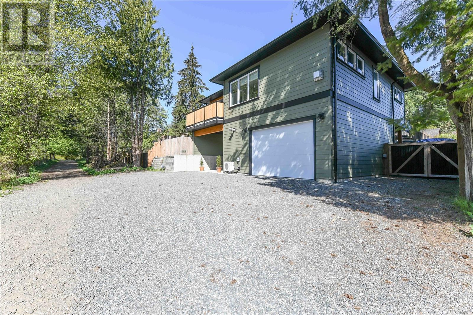 A&b 2589 Dunsmuir Ave, Cumberland, British Columbia  V0R 1S0 - Photo 2 - 997713