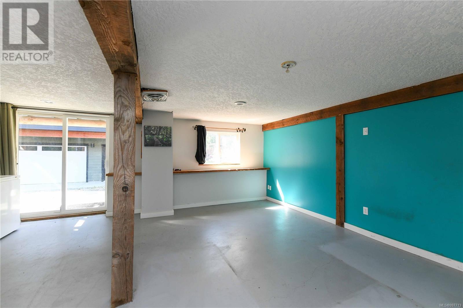 A&b 2589 Dunsmuir Ave, Cumberland, British Columbia  V0R 1S0 - Photo 42 - 997713