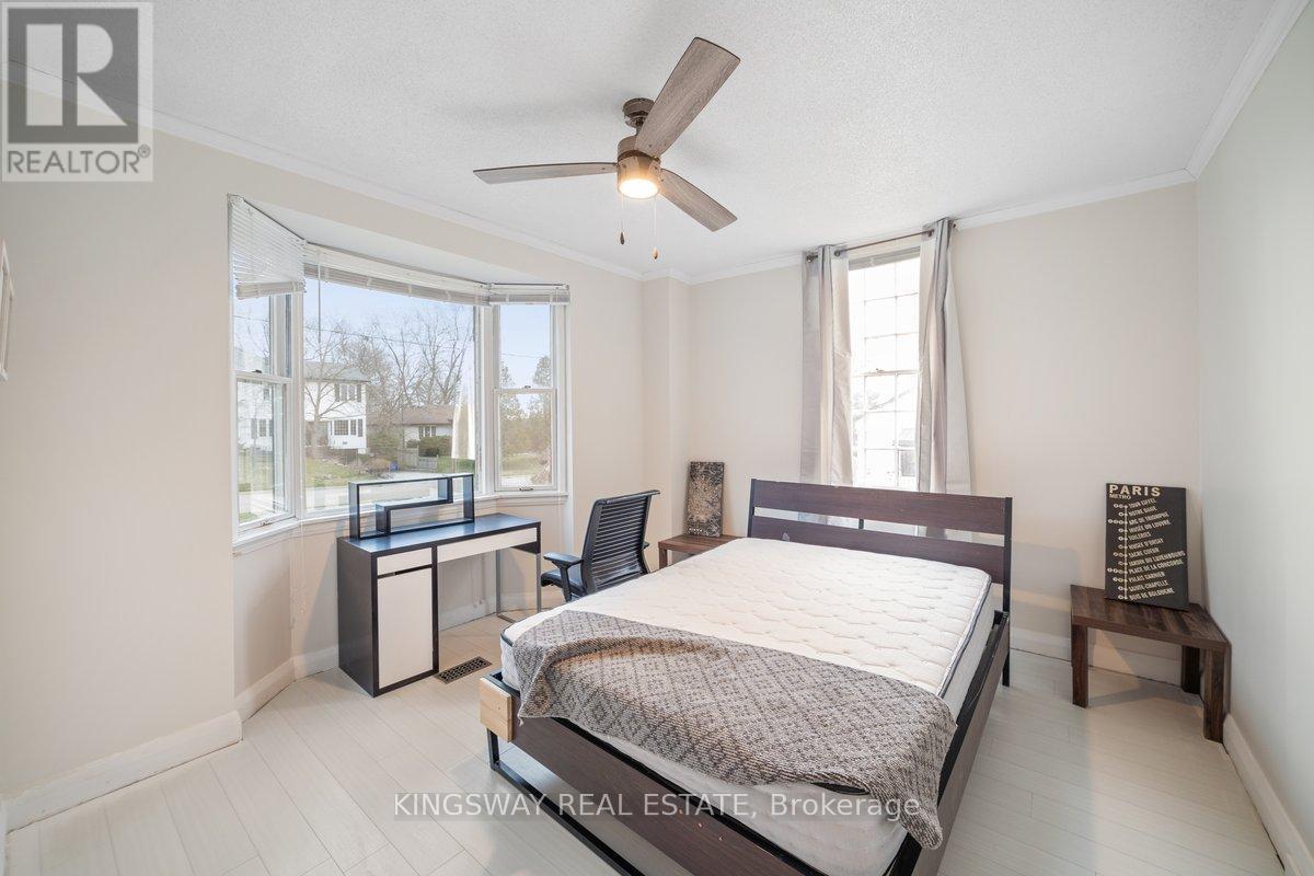 1144 Fisher Avenue, Burlington, Ontario  L7P 2L1 - Photo 8 - W12146025