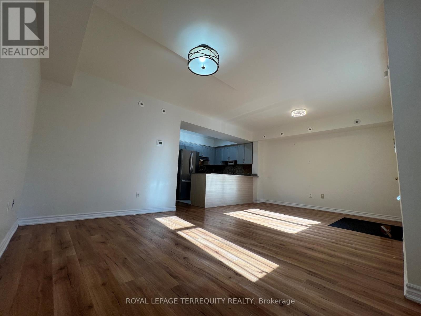 1055 - 95 George Appleton Way, Toronto, Ontario  M3M 0A2 - Photo 3 - W12146062