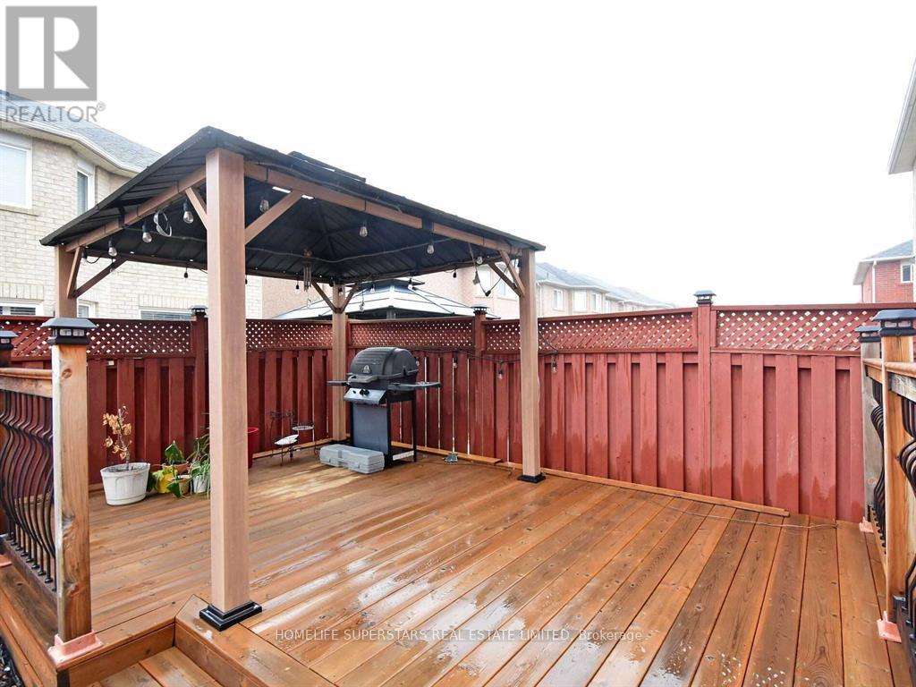 Property at 64 MCCRIMMON DRIVE image 3